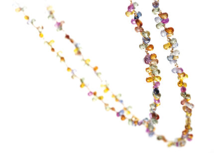 Collana in oro rosa 18 carati e zaffiri sfaccettati multicolor