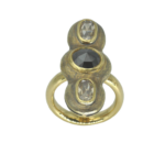 Anello in oro giallo con diamante nero e diamanti brown