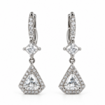 Orecchini in oro bianco con diamanti taglio princess, trillion e a brillante