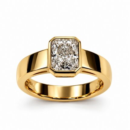 Anello in oro giallo con diamante bianco taglio radiant